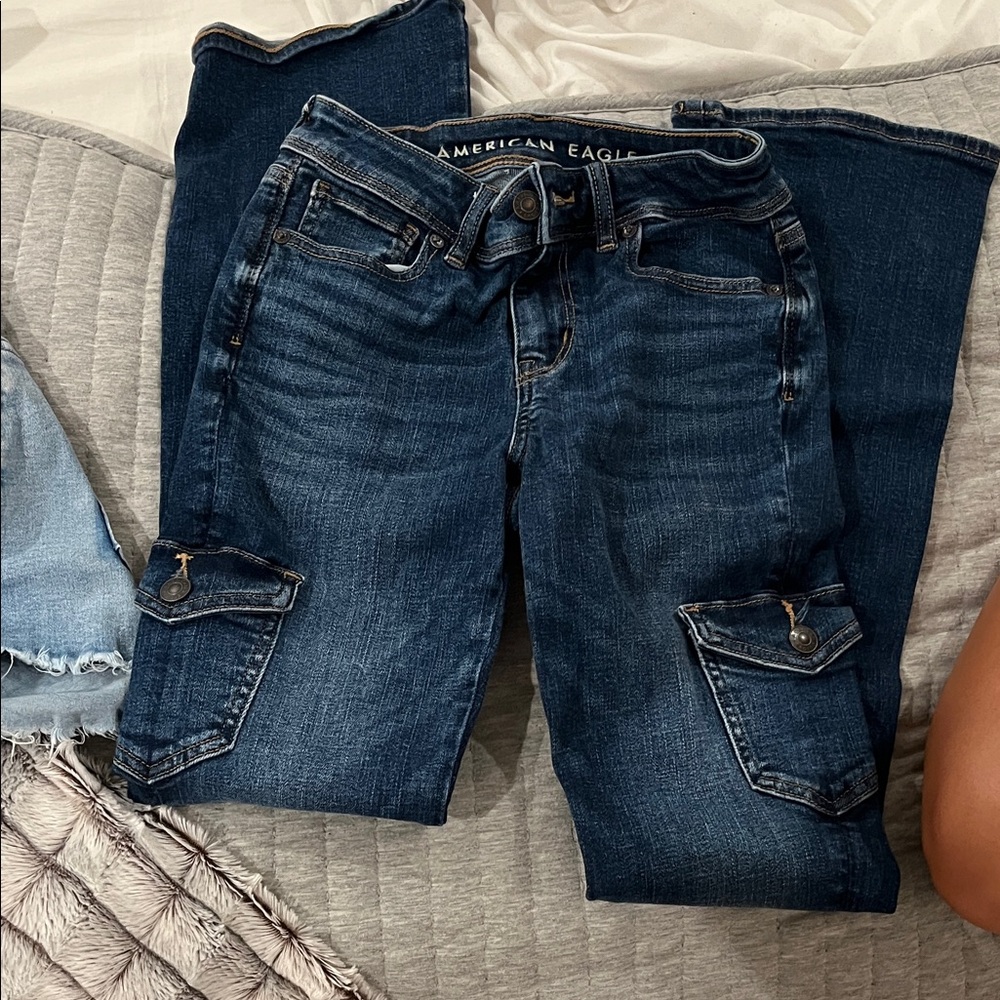 American Eagle Outfitters Women's Deep Indigo Cropped Jeans